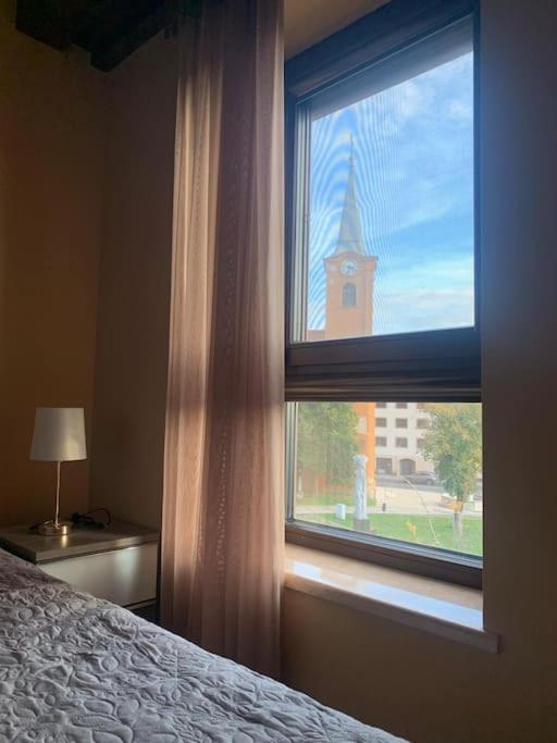 Apartman M18 - Csak Egy Lepes A Toertenelmi Belvaros - Free Parking